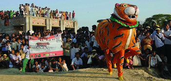Spreading Awareness among Local Communities - Catalysing Conservation - Wildlife Conservation Trust (WCT)