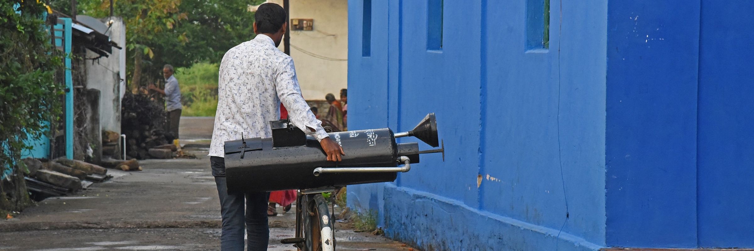The purpose of the Water Heater project is to reduce human-wildlife conflict, forest degradation, and the workload of women, through adoption of an efficient biomass-fuelled water heater by the communities.